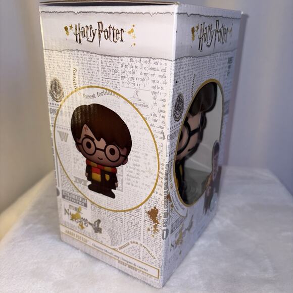 Harry Potter Standing Character Mood Night Light Lamp NIB - Picture 2 of 4